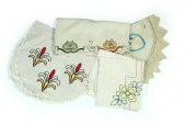 GROUP OF ARTS & CRAFTS TEXTILE