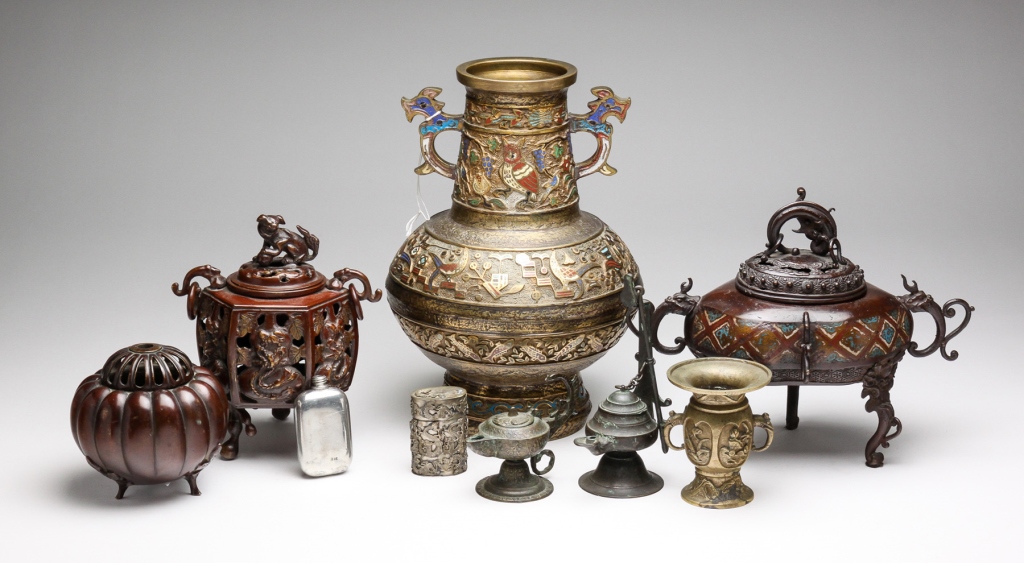 GROUP OF ASIAN AND EUROPEAN