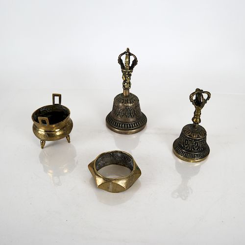 GROUP OF ASIAN BRASS ITEMSGroup