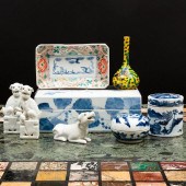 GROUP OF ASIAN PORCELAIN ARTIC