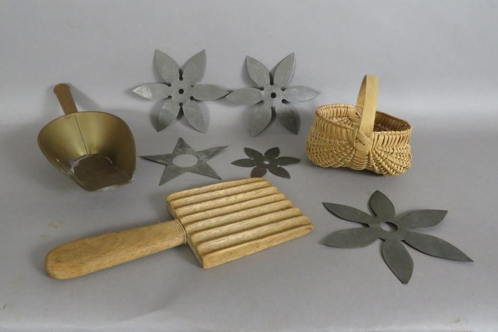 GROUP OF ASSORTED CONTEMPORARY &