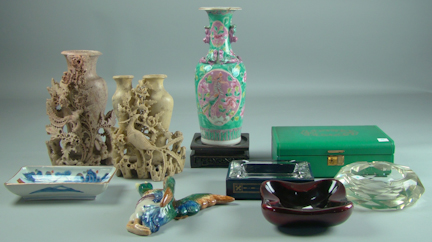 GROUP OF ASSORTED DECORATIONS