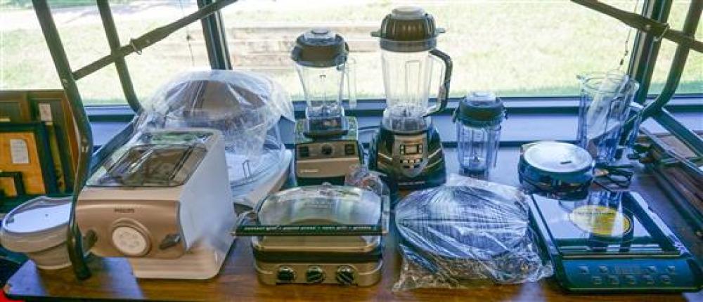 GROUP OF ASSORTED ELECTRIC
