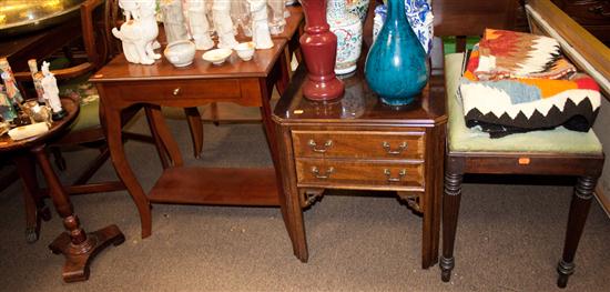 Group of assorted furniture