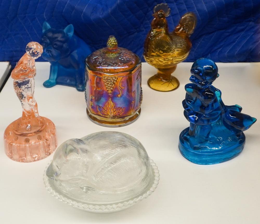 GROUP OF ASSORTED GLASS FIGURES AND