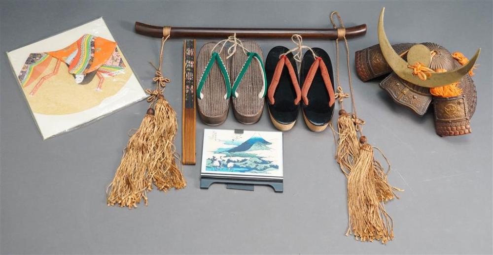 GROUP OF ASSORTED JAPANESE STYLE