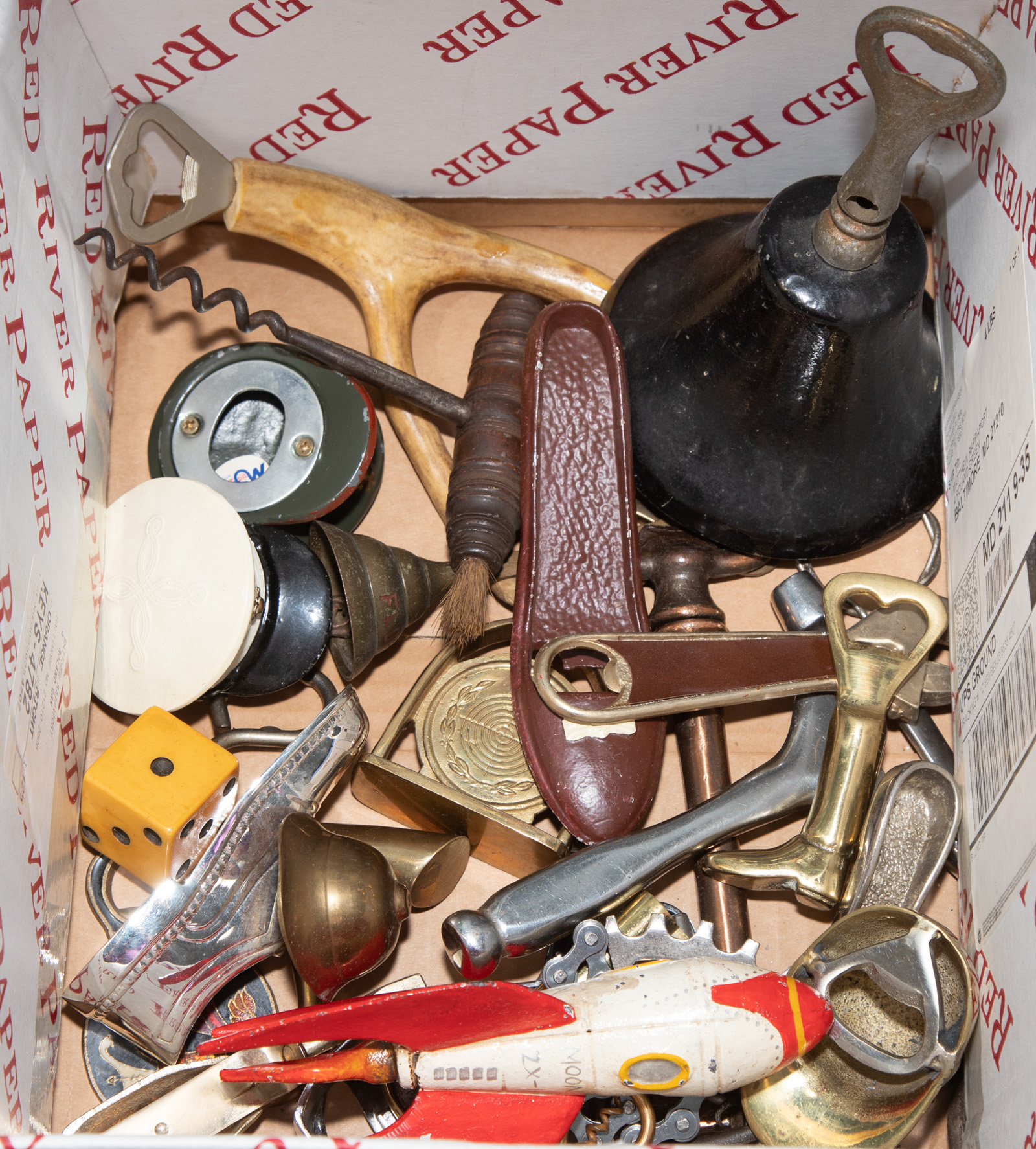 GROUP OF ASSORTED NOVELTY BOTTLE