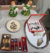 GROUP OF ASSORTED SILVERPLATE