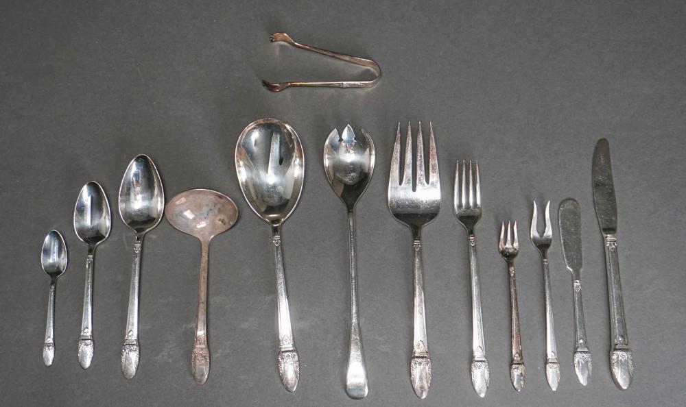 GROUP OF ASSORTED SILVERPLATE AND