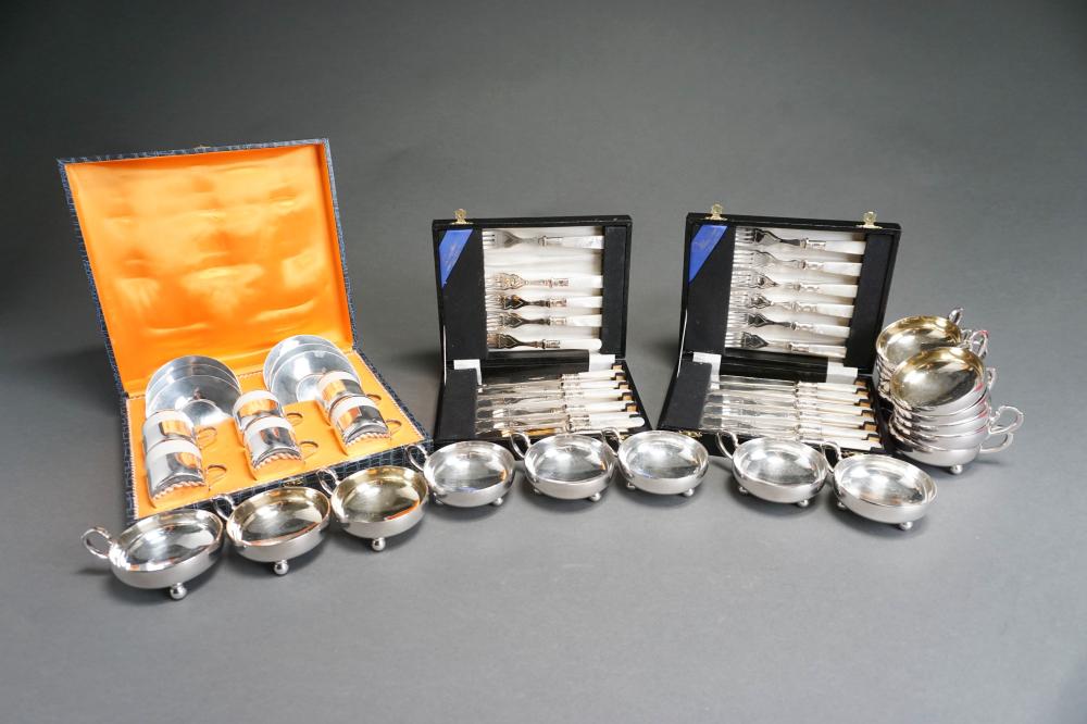 GROUP OF ASSORTED SILVERPLATE,