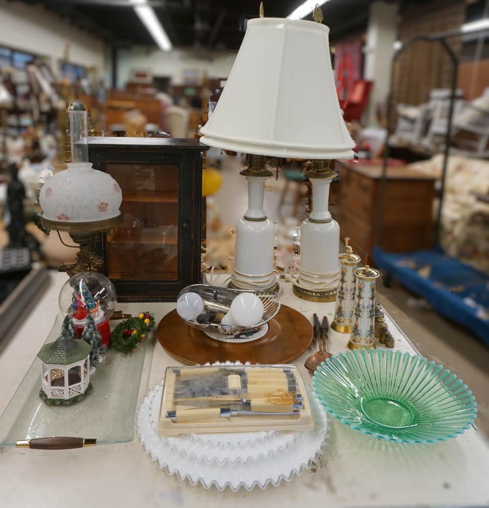 GROUP OF ASSORTED TABLE