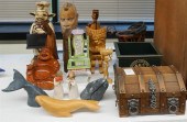 GROUP OF ASSORTED WOOD AND COM