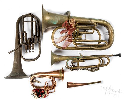 GROUP OF BRASS HORNSGroup of