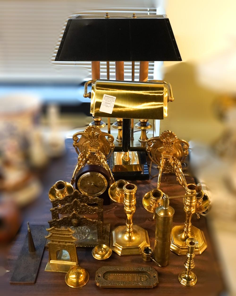 GROUP OF BRASSWARE, INCLUDING LAMPS