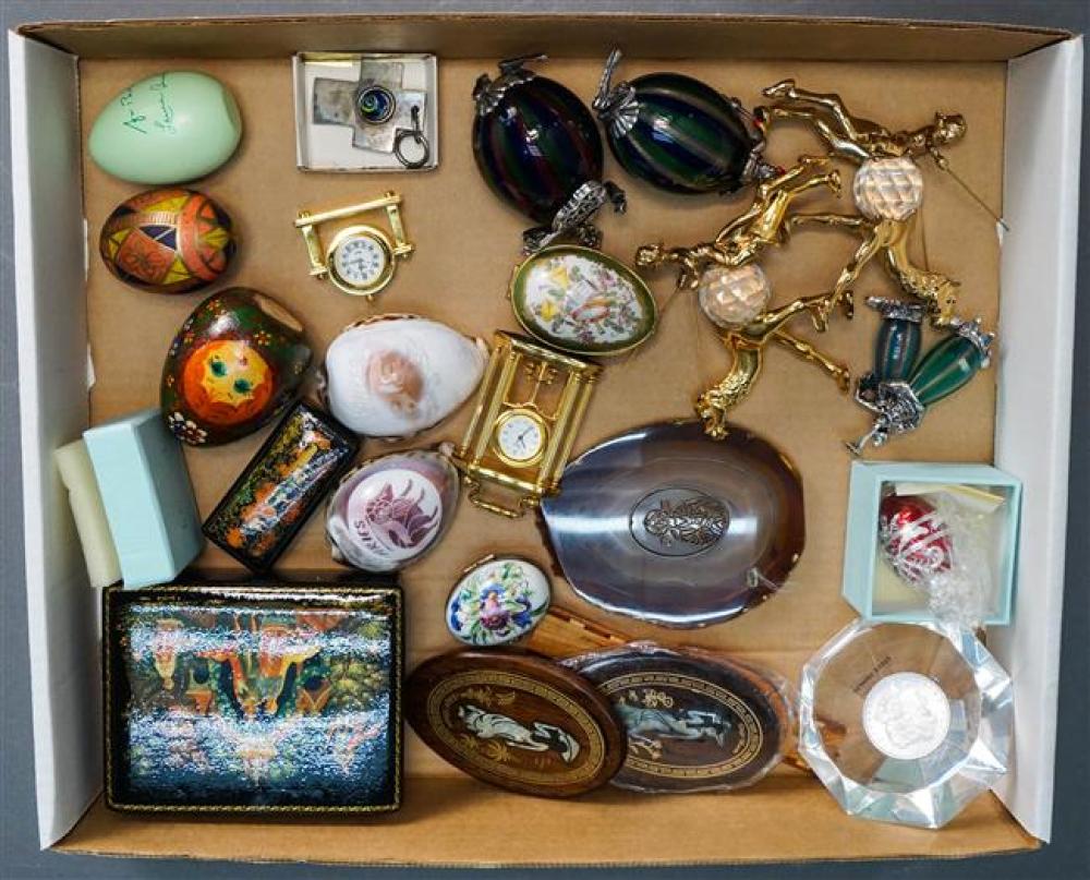 GROUP OF CABINET ARTICLESGroup of