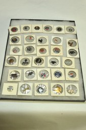 GROUP OF CAMPAIGN BUTTONS. Var