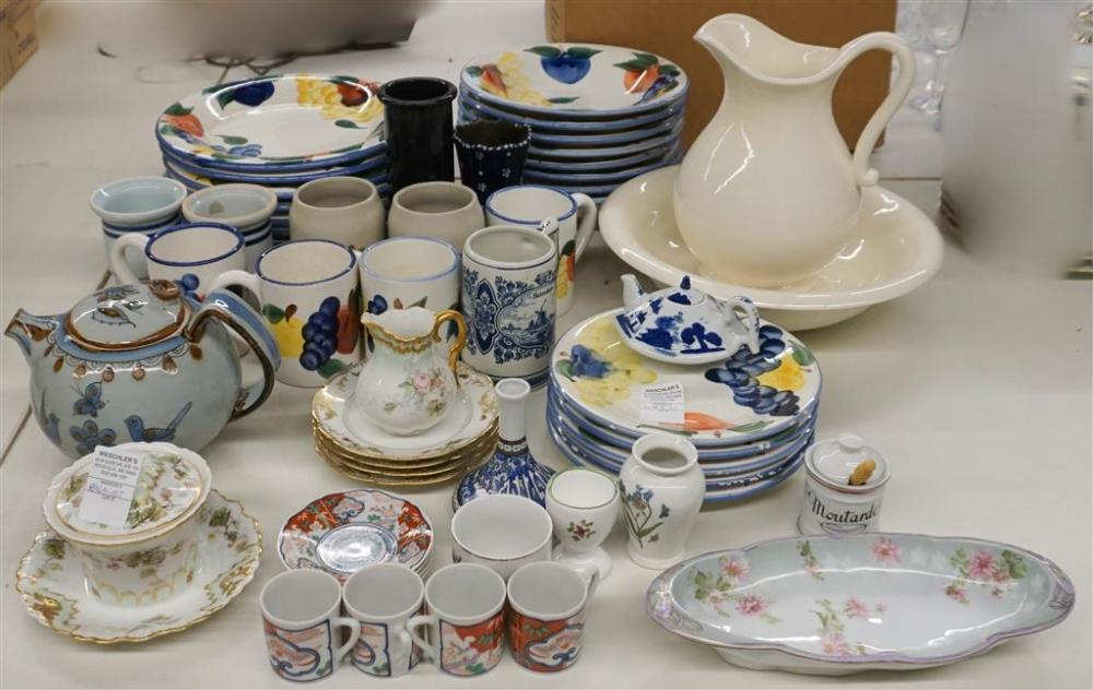 GROUP OF CERAMIC AND PORCELAIN