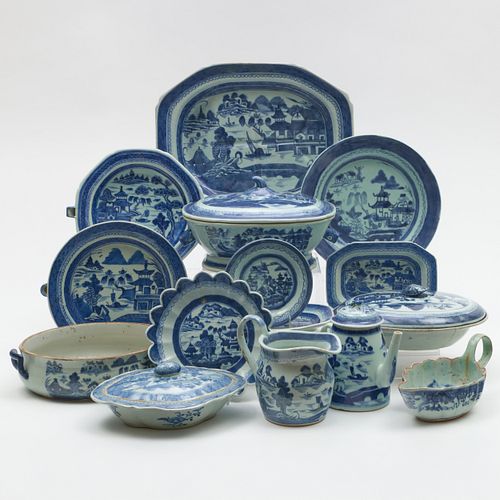 GROUP OF CHINESE BLUE AND WHITE