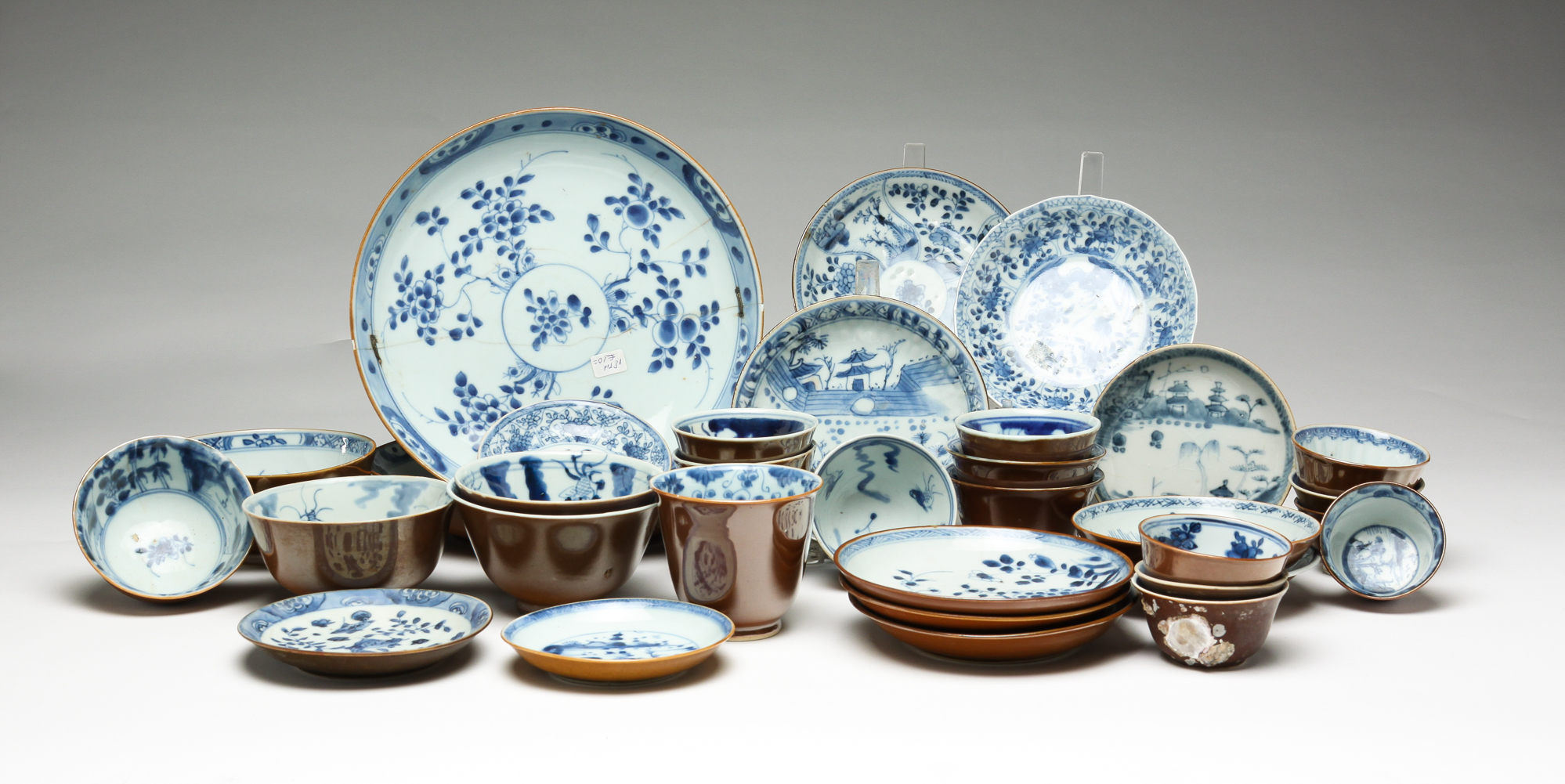 GROUP OF CHINESE EXPORT BATAVIA