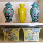 GROUP OF CHINESE PORCELAIN VES
