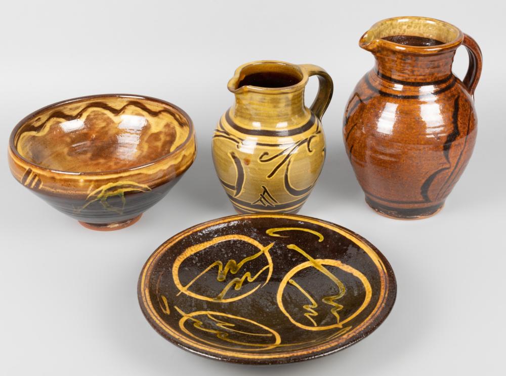 GROUP OF CLIVE BOWEN STUDIO POTTERY