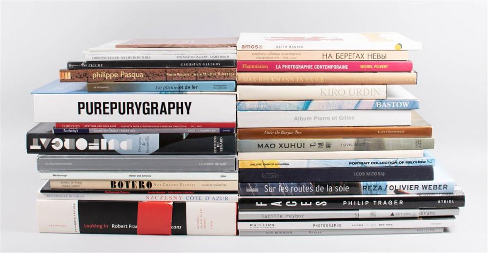 GROUP OF CONTEMPORARY AND MODERN