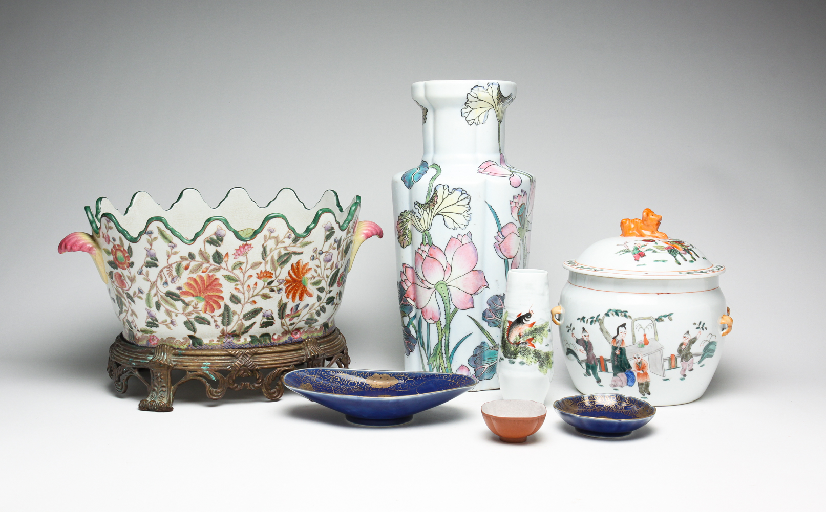 GROUP OF CONTEMPORARY ASIAN