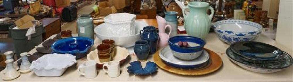 GROUP OF CONTEMPORARY GLAZED