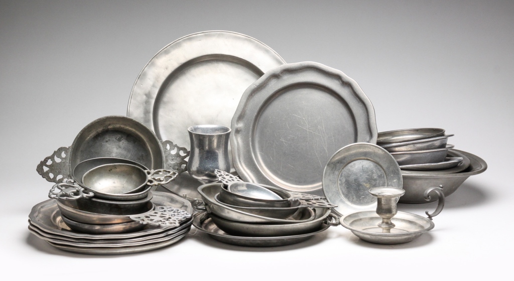 GROUP OF CONTEMPORARY PEWTER