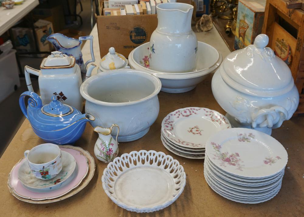GROUP OF CONTINENTAL CERAMIC