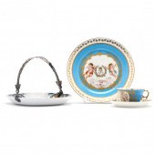 GROUP OF CONTINENTAL PORCELAIN