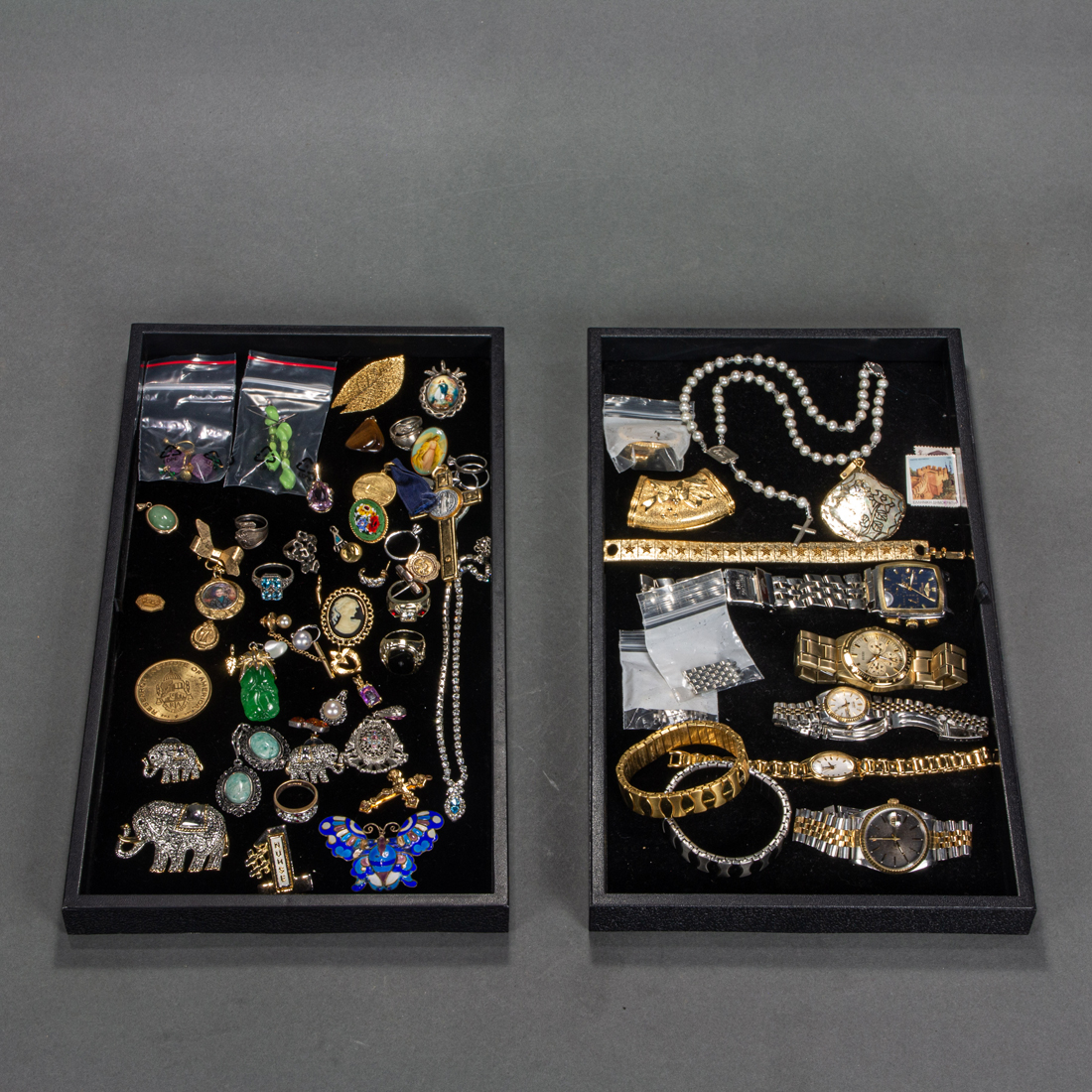 GROUP OF COSTUME JEWELRY Group of