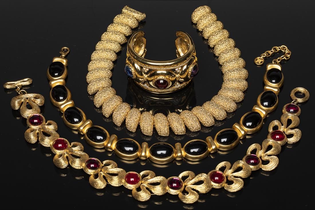 GROUP OF COSTUME JEWELRY