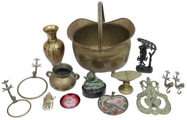 GROUP OF DECORATIVE METALWARE
