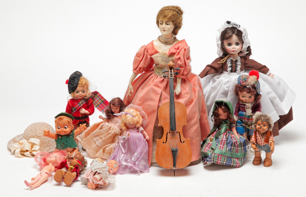 GROUP OF DOLLS. Twentieth