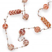 GROUP OF DZI BEADS WITH ROSE G
