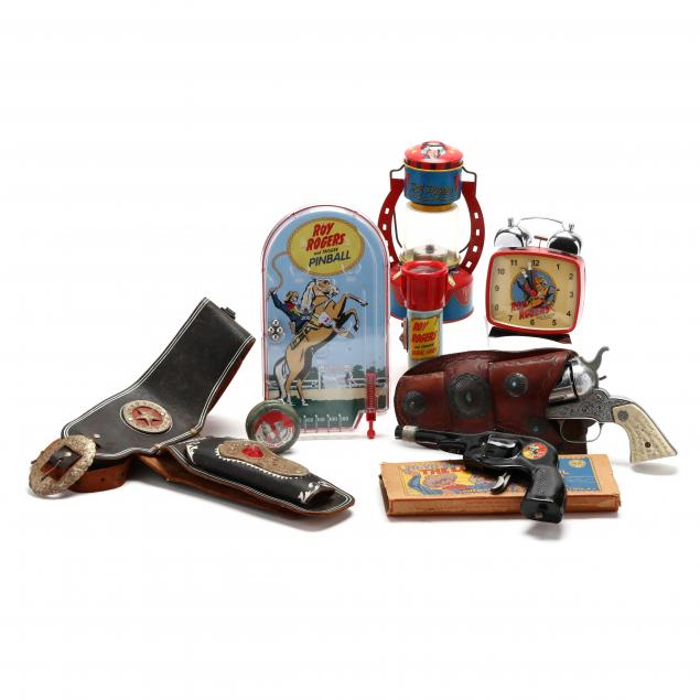 GROUP OF EIGHT MEMORABILIA FROM