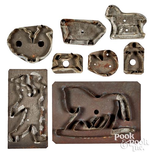 GROUP OF EIGHT TIN COOKIE