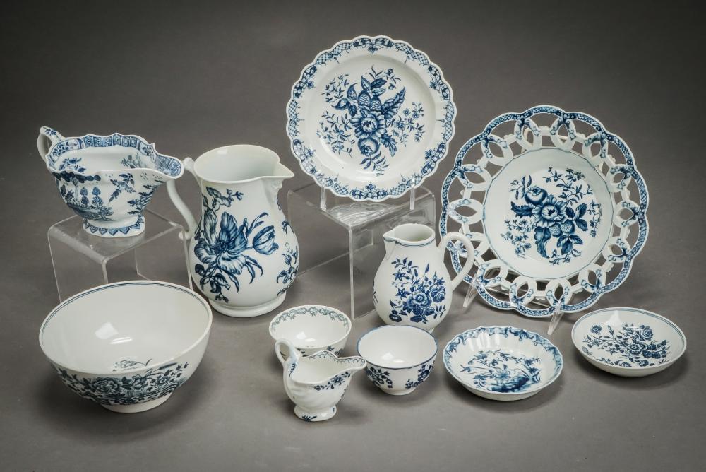 GROUP OF ELEVEN WORCESTER PORCELAIN