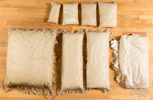 GROUP OF EMBROIDERED BED LINENS AND