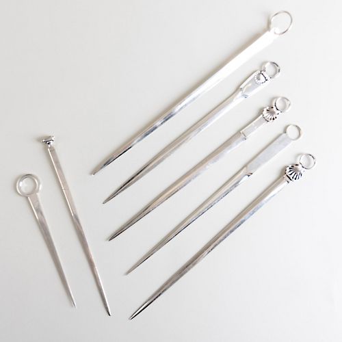 GROUP OF FIVE ENGLISH SILVER MEAT