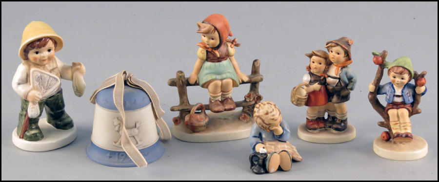 GROUP OF FIVE GOEBEL HUMMEL