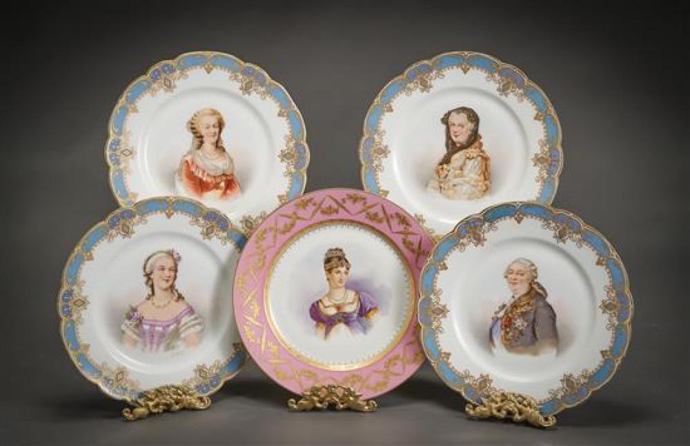 GROUP OF FIVE SèVRES-TYPE