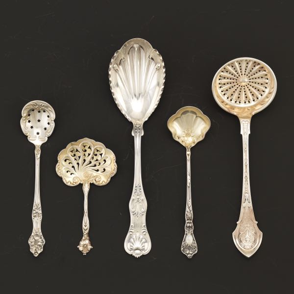 GROUP OF FIVE STERLING SILVER