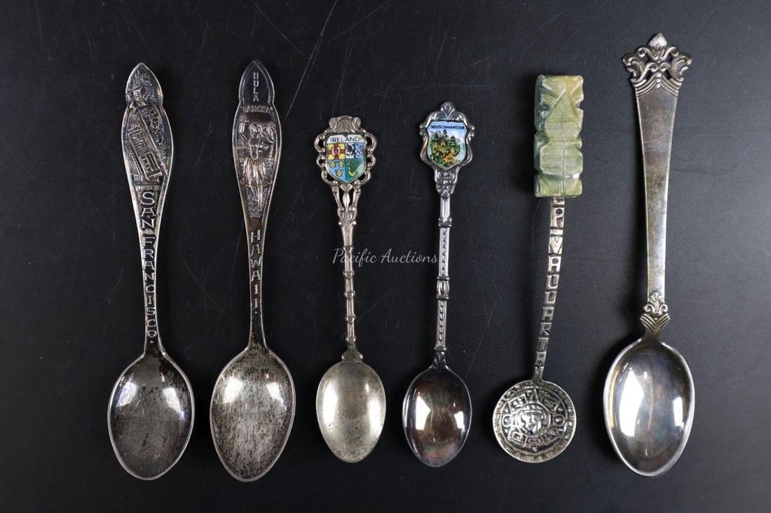 GROUP OF FIVE STERLING SILVER