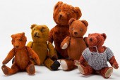 GROUP OF FIVE VINTAGE TEDDY BE