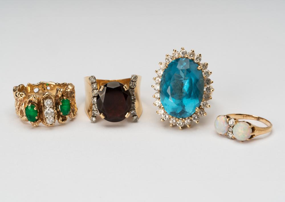 GROUP OF FOUR ASSORTED 14 KARAT