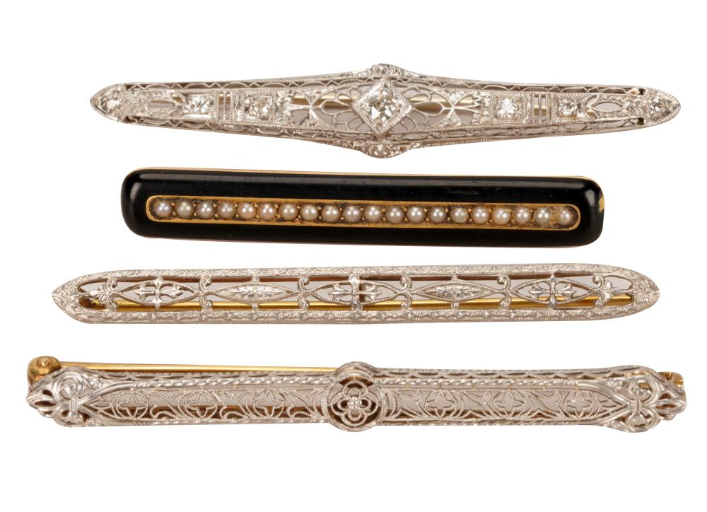 GROUP OF FOUR GOLD BAR