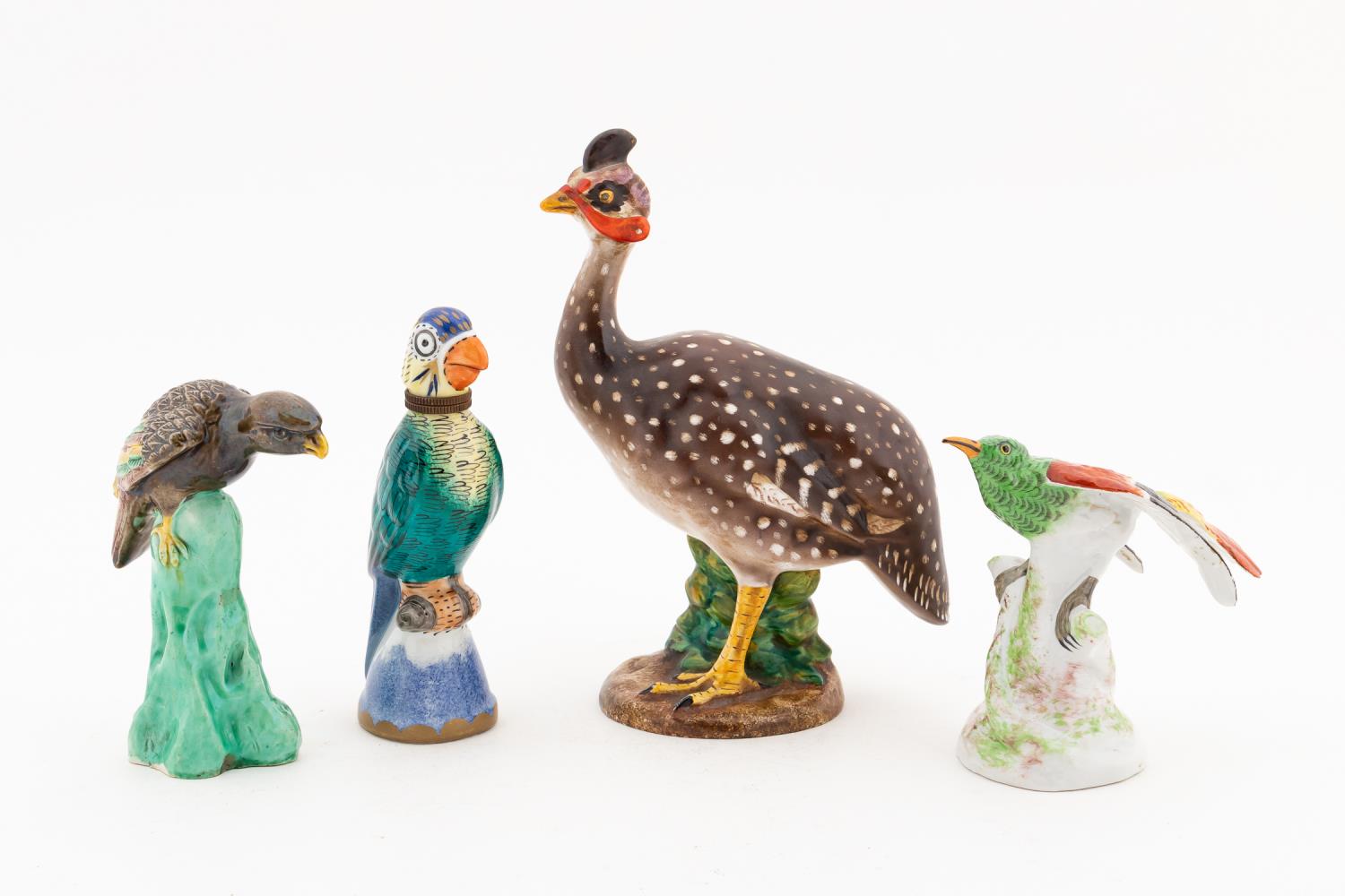 GROUP OF FOUR PORCELAIN & CERAMIC