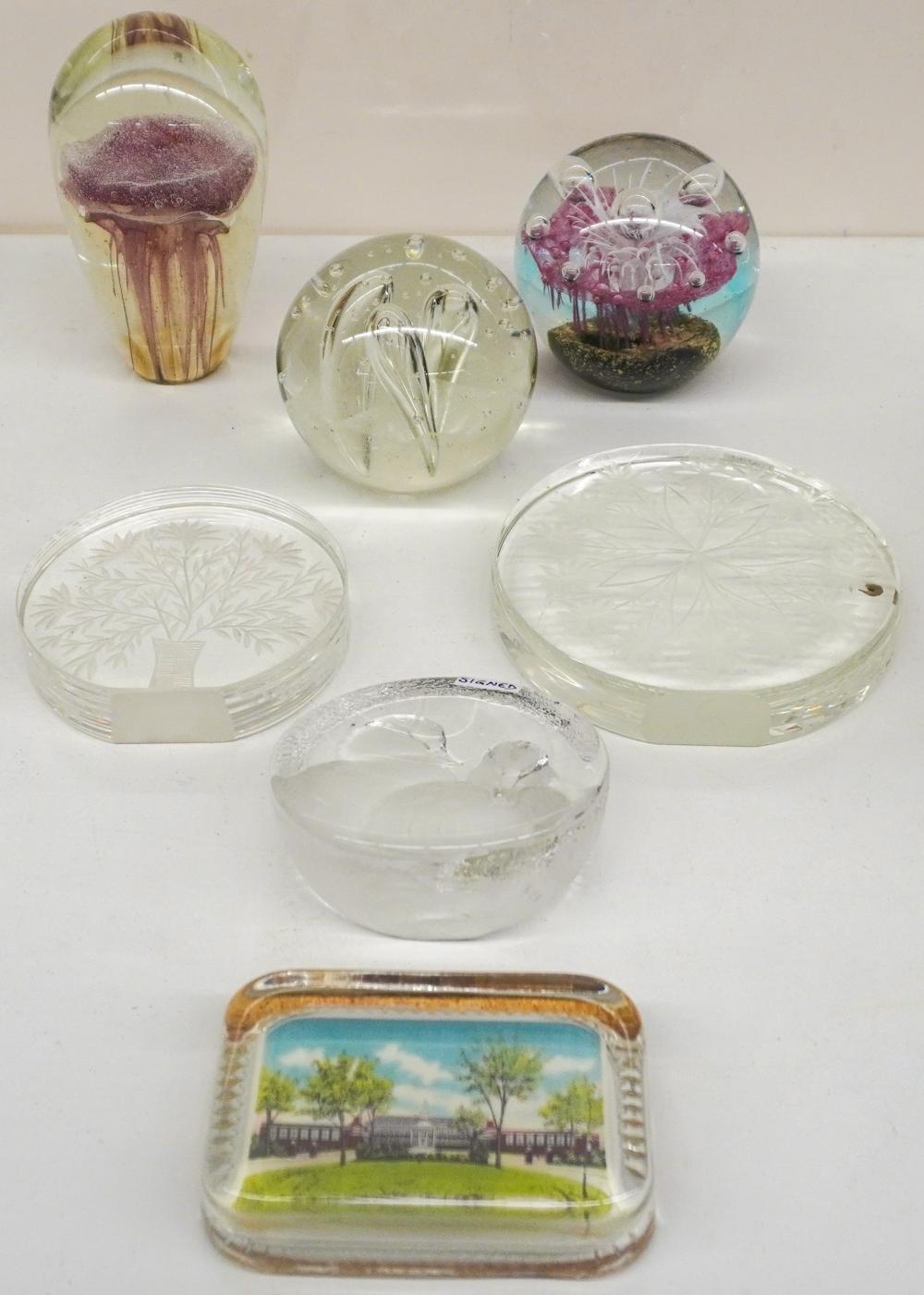 GROUP OF GLASS PAPERWEIGHTSGroup of